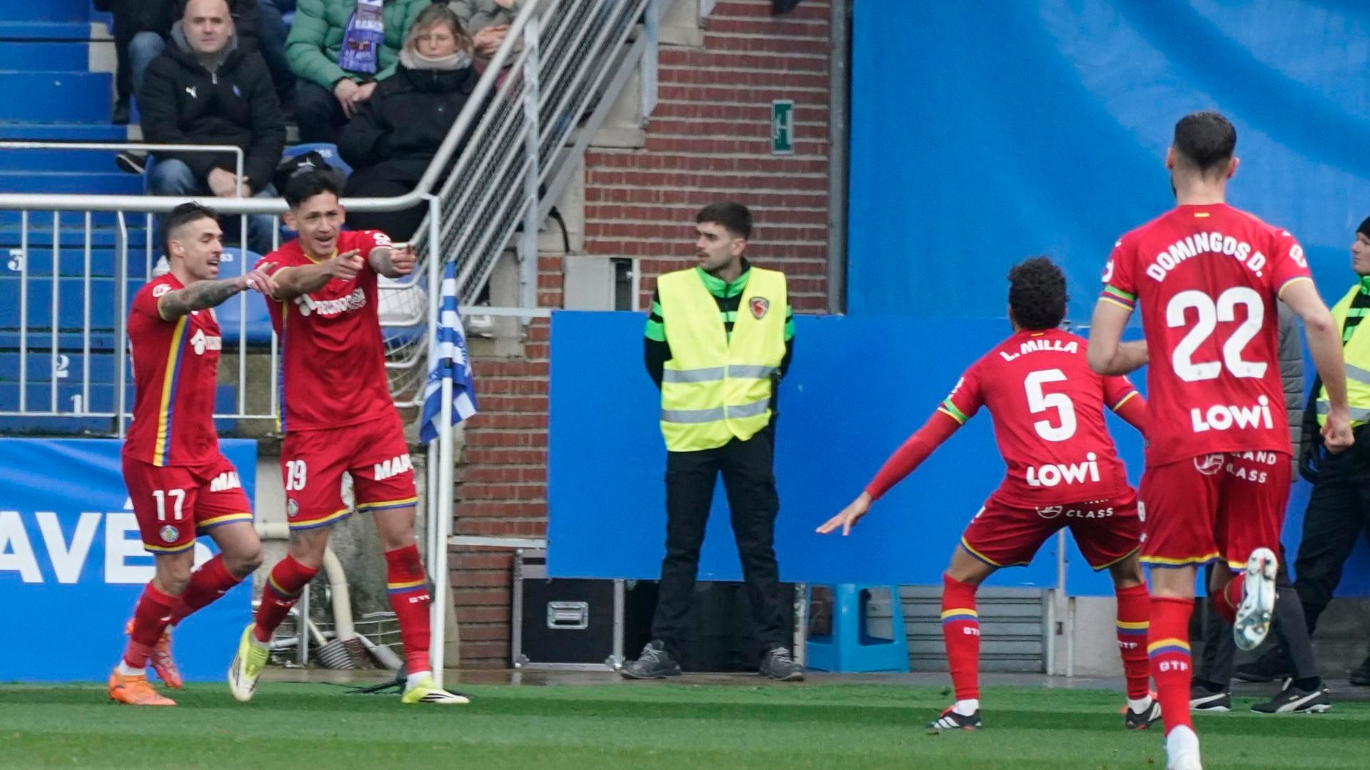 El Getafe celebrando un gol