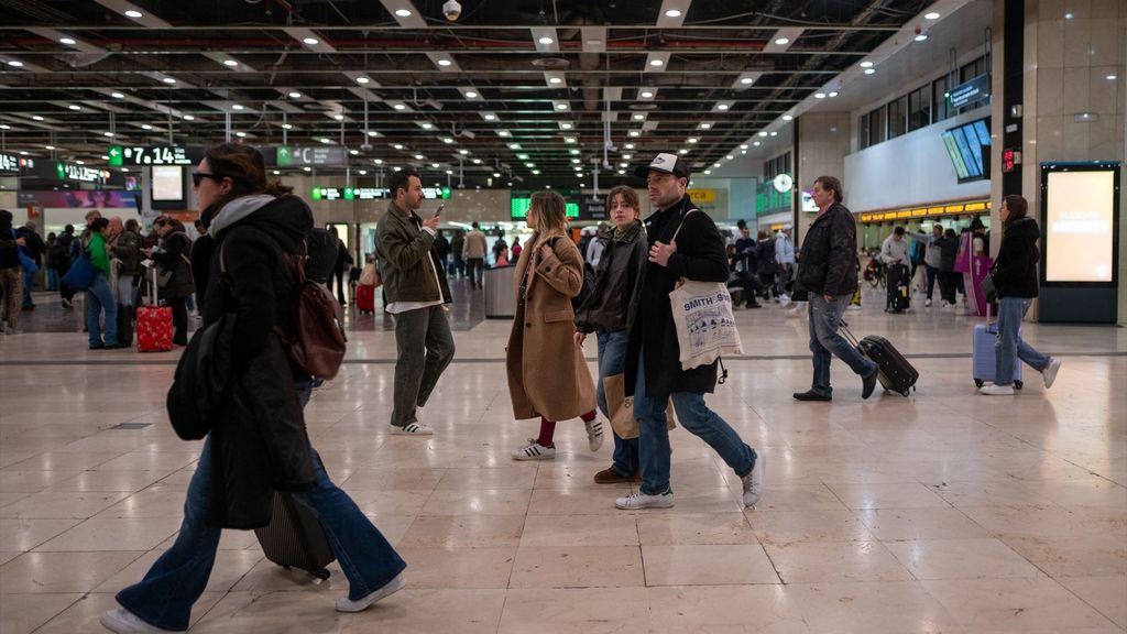 La huelga ferroviaria se mantiene sin una nueva reunión en busca de acuerdos a la vista