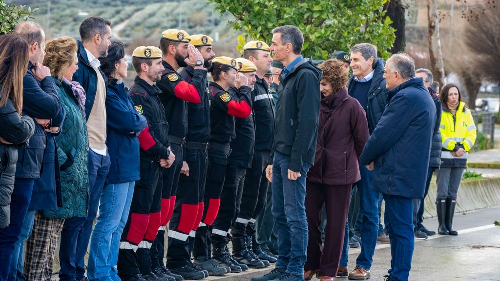 Pedro Sánchez visita las zonas inundadas en Villanueva de la Reina, en Jaén