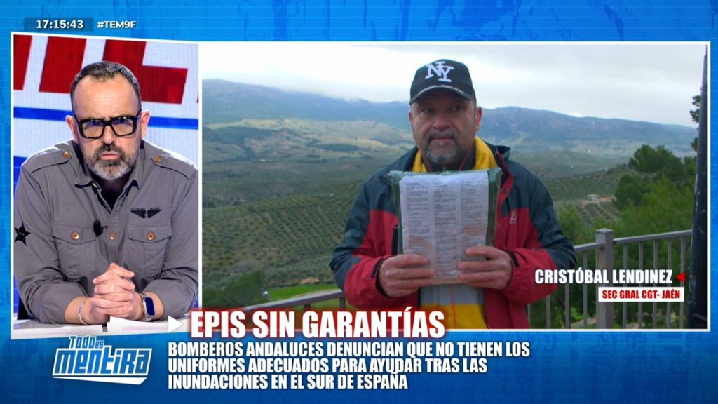 Un bombero forestal denuncia sus "equipos de protección muy deficientes" para el temporal en Andalucía: "No se han renovado en 15 años"