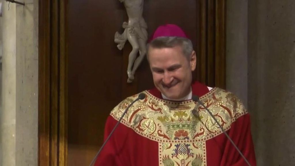 El arbobispo de Nueva York se convierte en Bad Bunny en una homilía