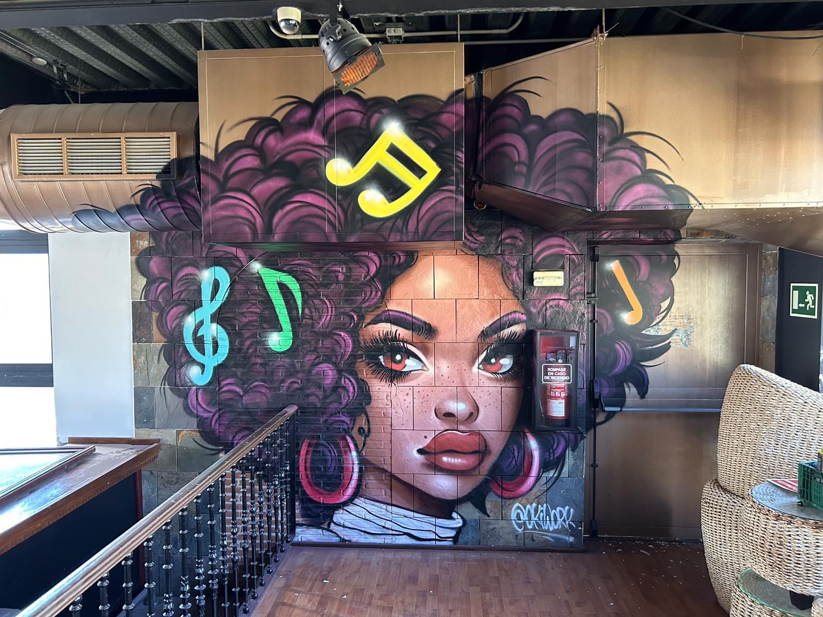 El vizcaíno transformó su pasión en su modo de vida y "vivo solo de pintar" desde el año 2014