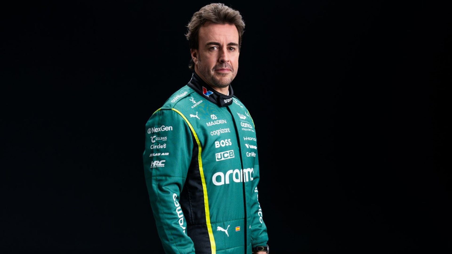 Fernando Alonso, con el mono de Aston Martin