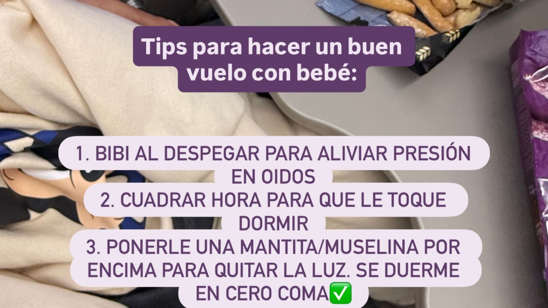 Isa Pantoja desvela sus trucos infalibles para volar con un bebé