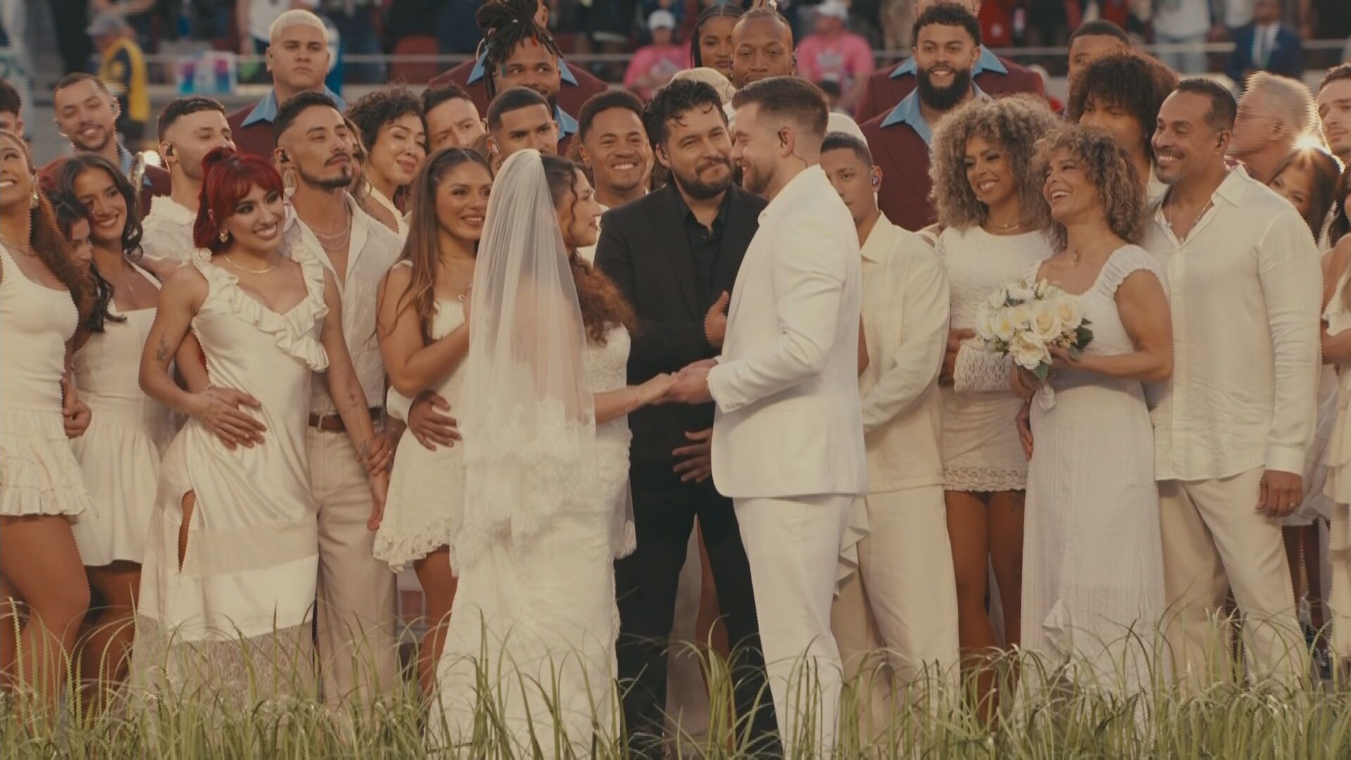 La boda real en pleno show de Bad Bunny en la Super Bowl 2026