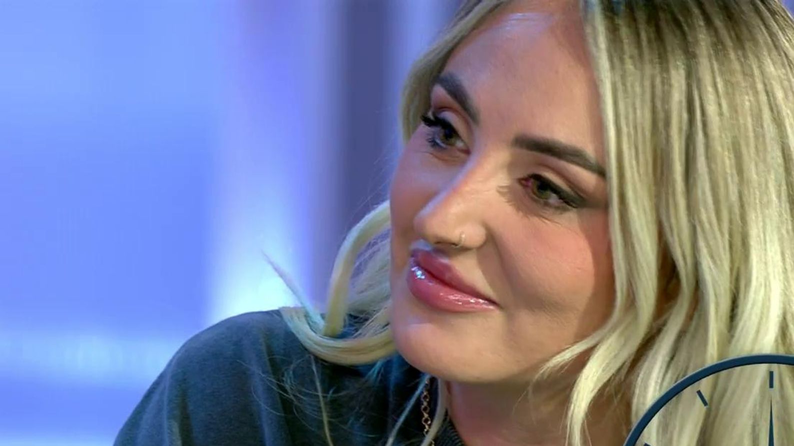 Rocío Flores habla de su vida actual: de su trabajo fuera de la televisión a su situación sentimental tras los rumores de crisis de pareja