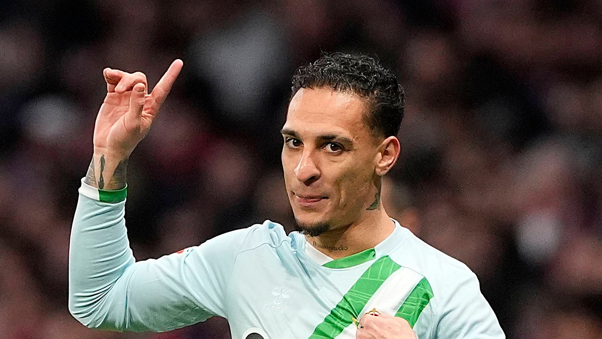 Antony, celebrando su gol ante el Atlético de Madrid