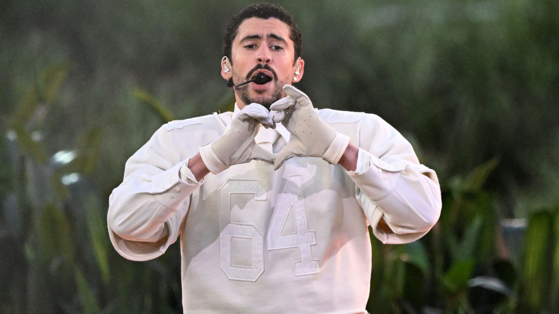 Bad Bunny, durante su actuación en la Super Bowl