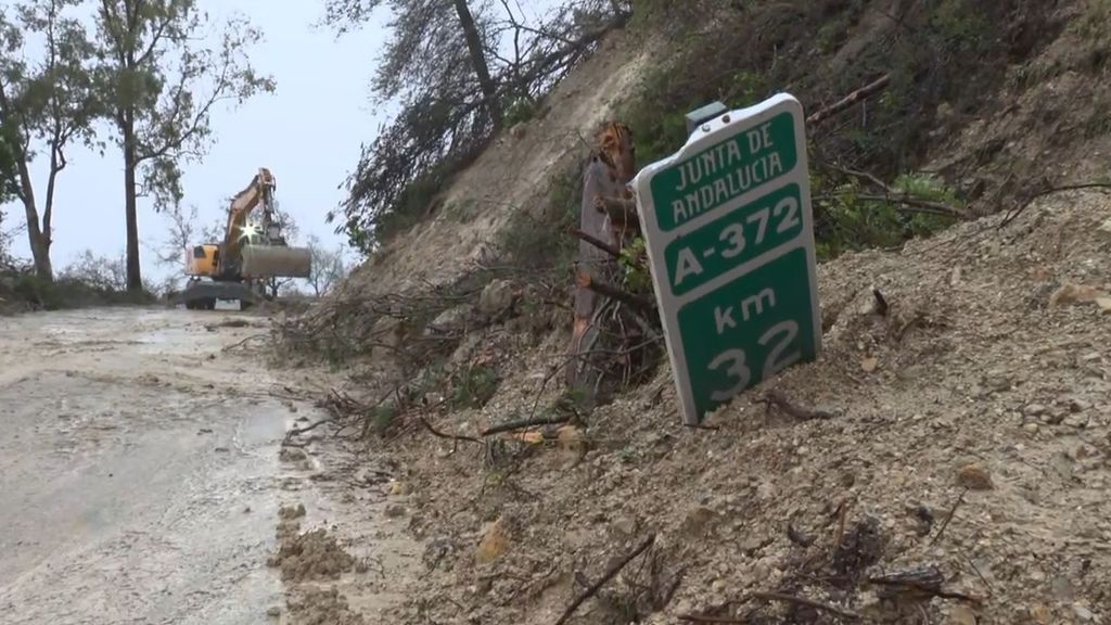 Retrato de Andalucía tras las borrascas: sin AVE, sin turistas, miles de desalojados y millones de euros en pérdidas