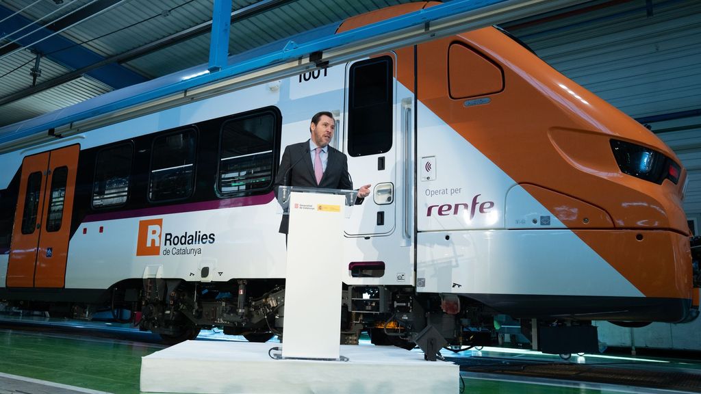 Las claves del acuerdo de los sindicatos mayoritarios del sector ferroviario con el Ministerio de Transportes para desconvocar la huelga de tren