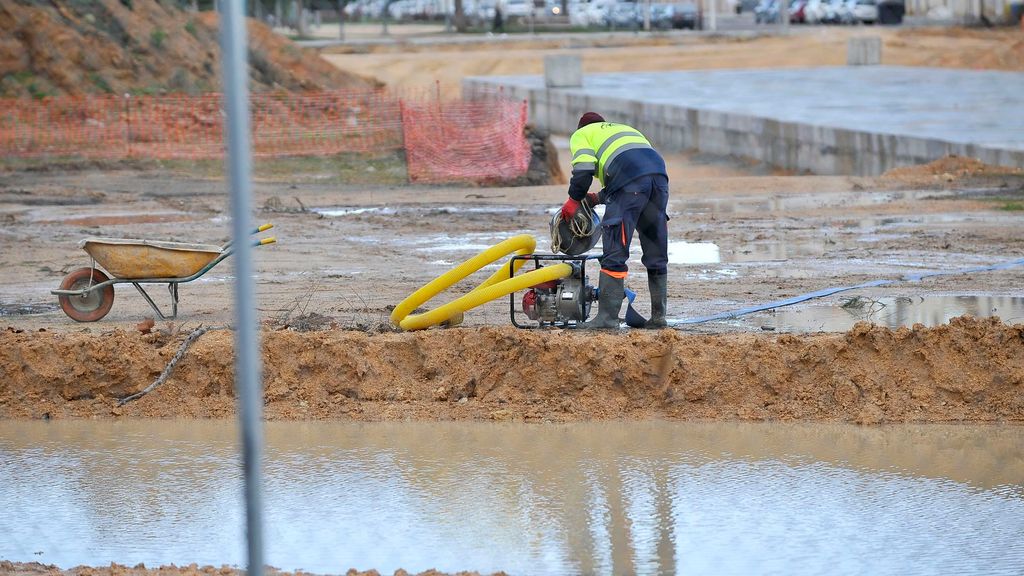 Las fuertes lluvias en Albacete crean inundaciones en viviendas y comercios