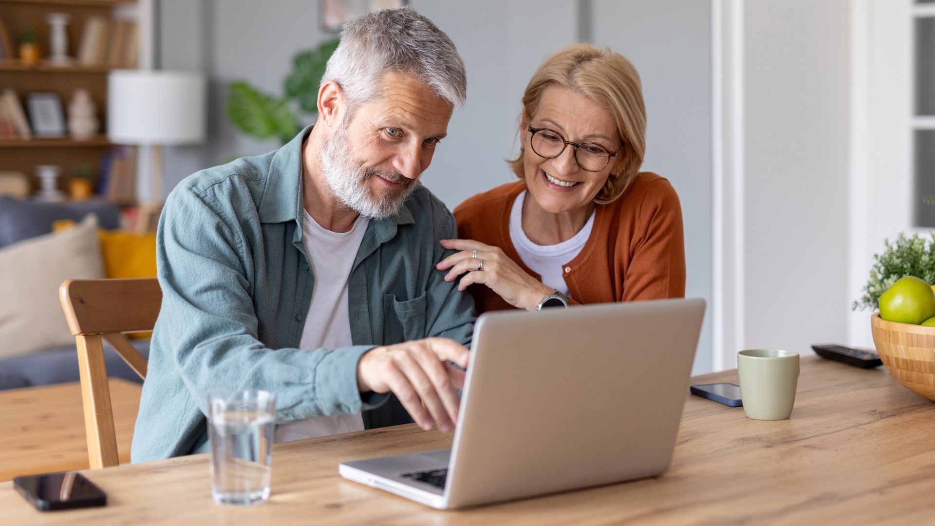 Sénior con internet