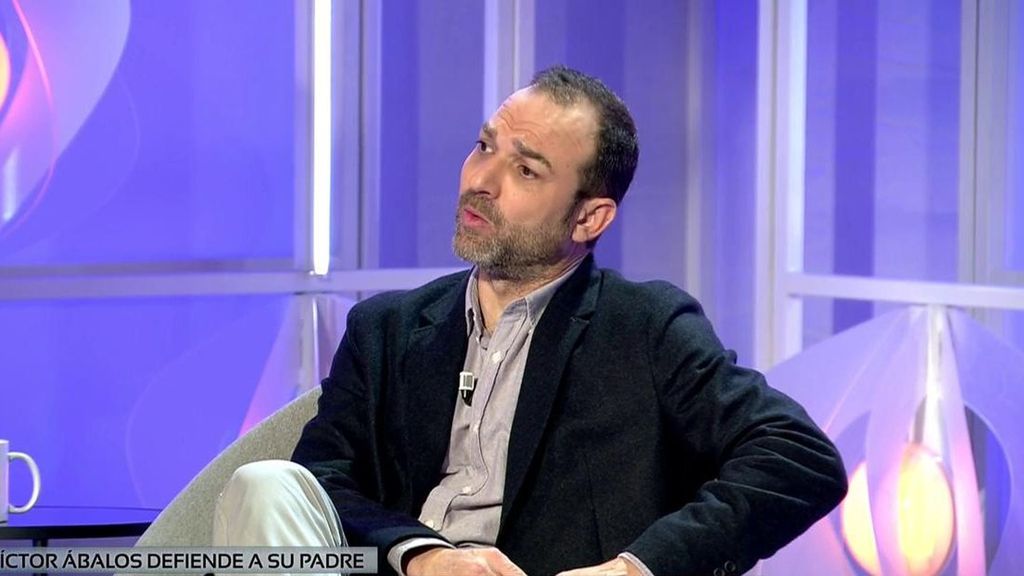 Víctor Ábalos responde al monumental enfado de Carolina Perles tras negar que su padre consumiese prostitución: "Se inventa muchas cosas"