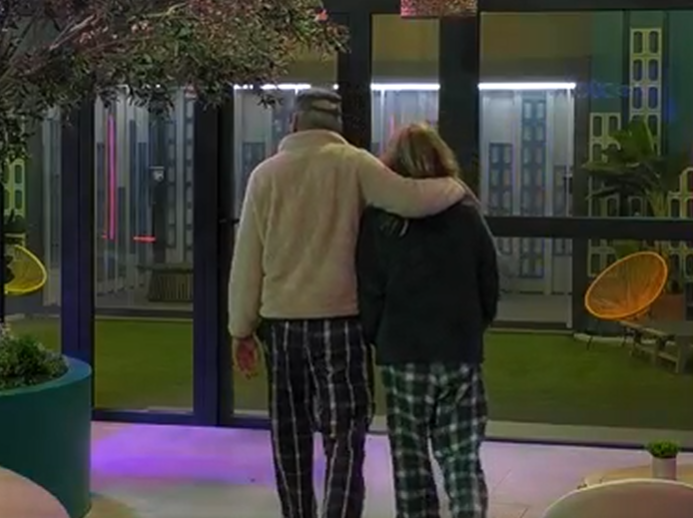 Carlos se desahoga con Belén