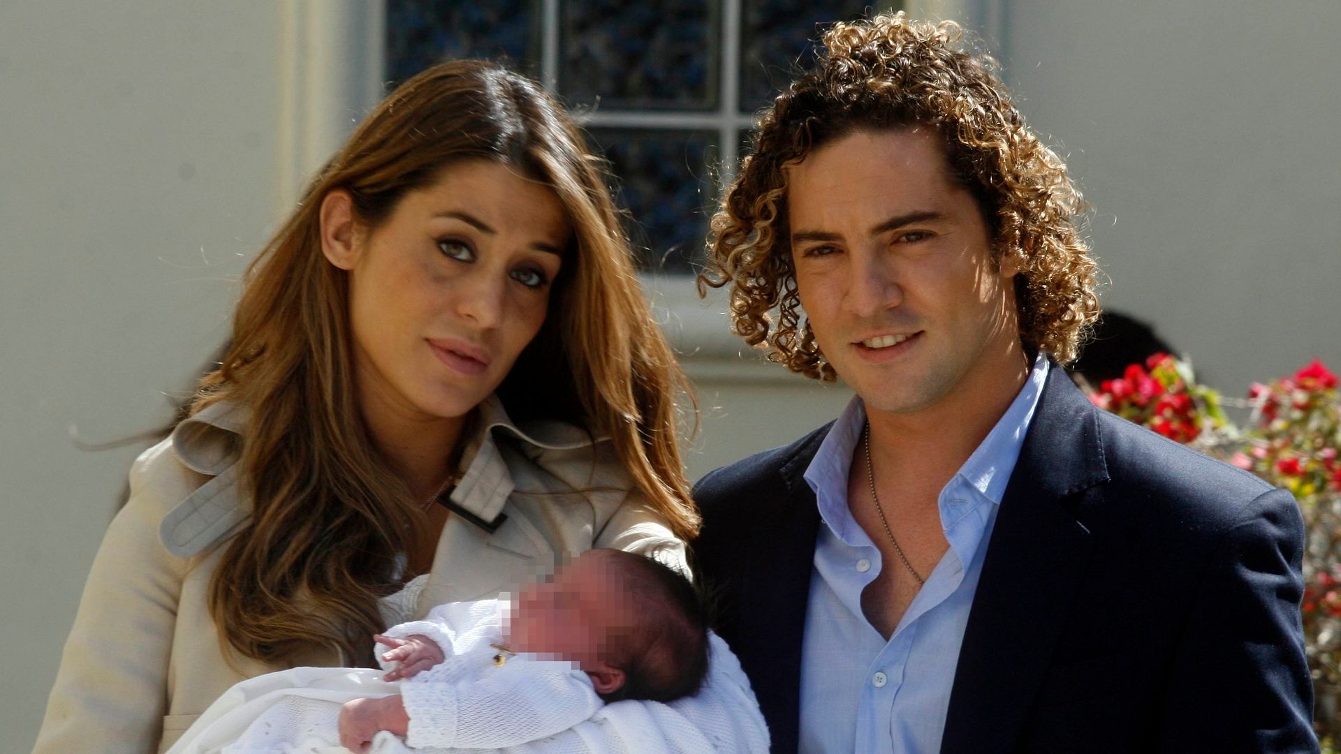 Elena Tablada y David Bisbal con su hija, en una imagen de archivo