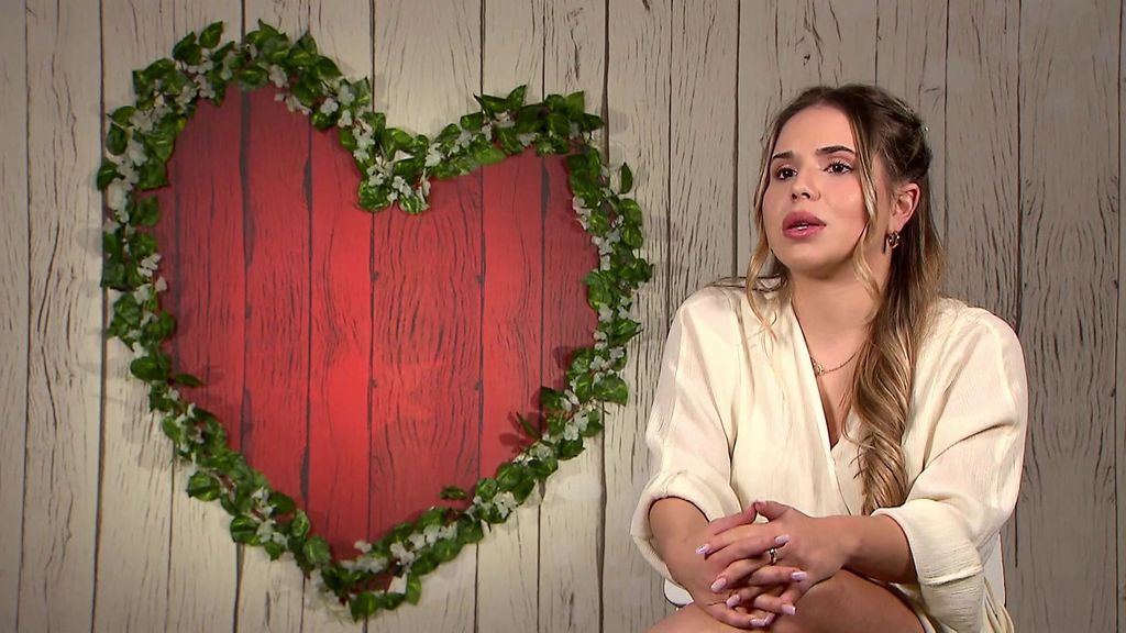 La pregunta indiscreta de un soltero indigna a su cita de 'First Dates': "Me hago lo que me da la gana"