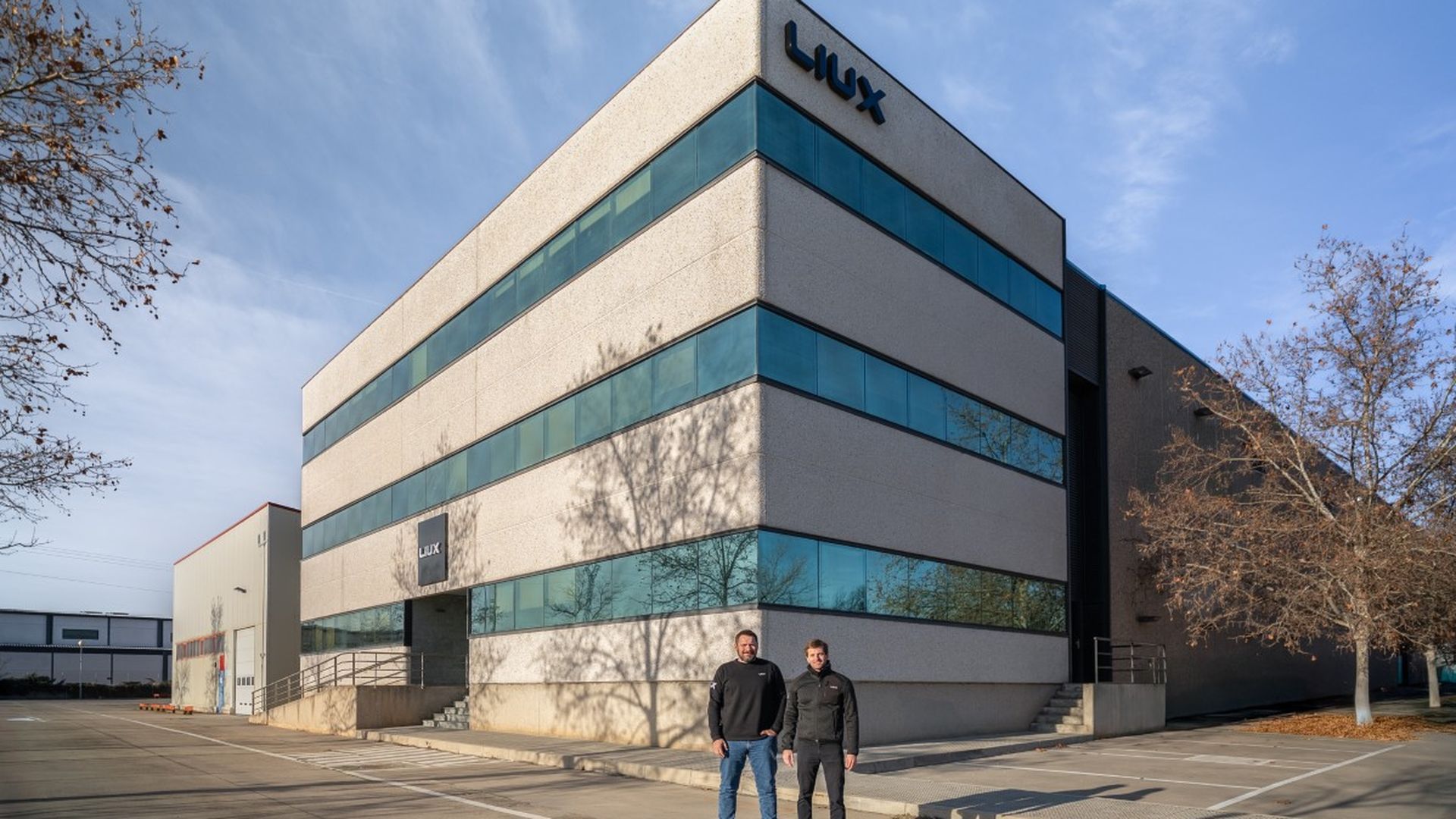 Primera fábrica de LIUX en España Primera fábrica de LIUX en España