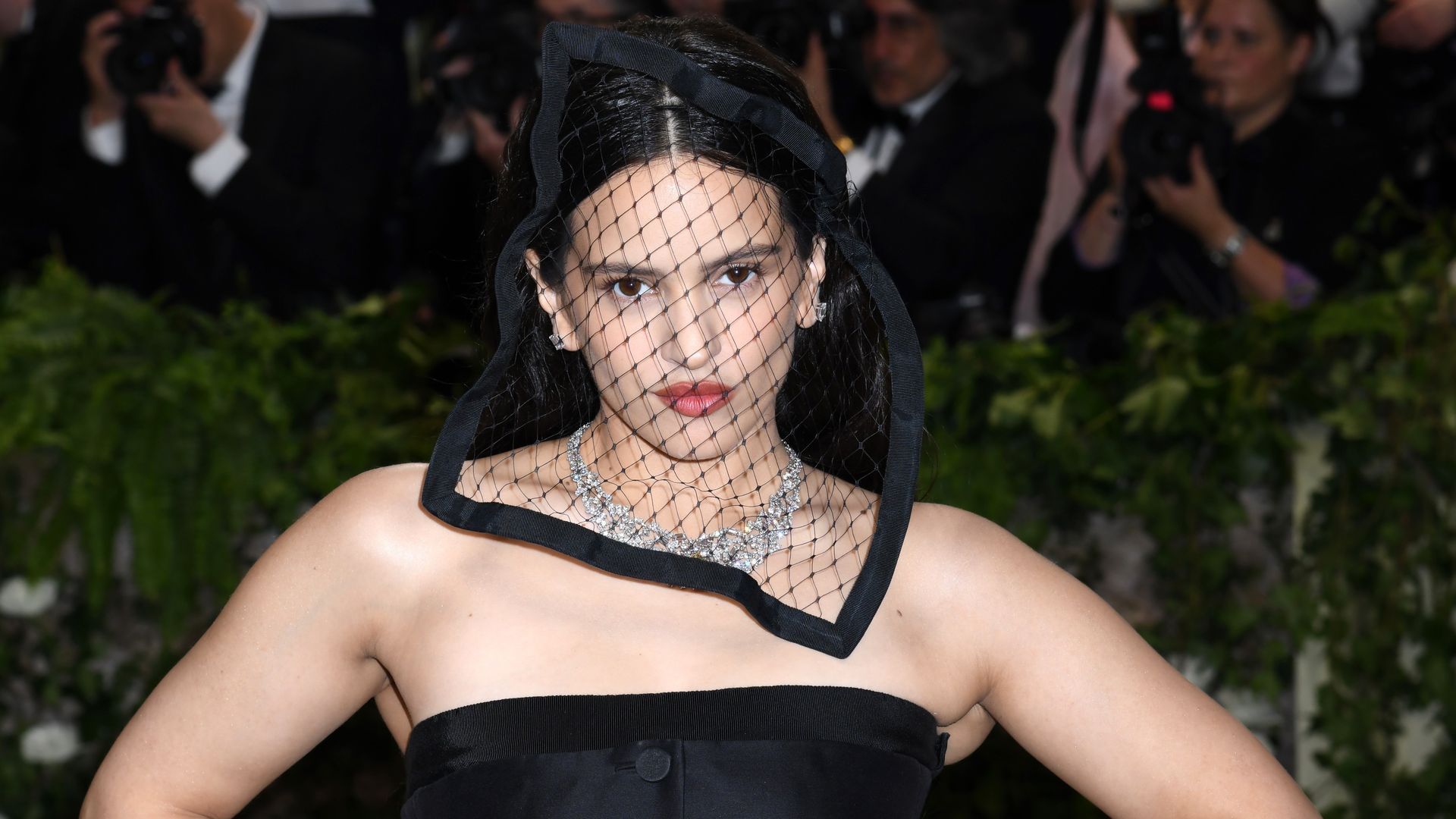 rosalia-16-9-aspect-ratio-default-1032147_da39