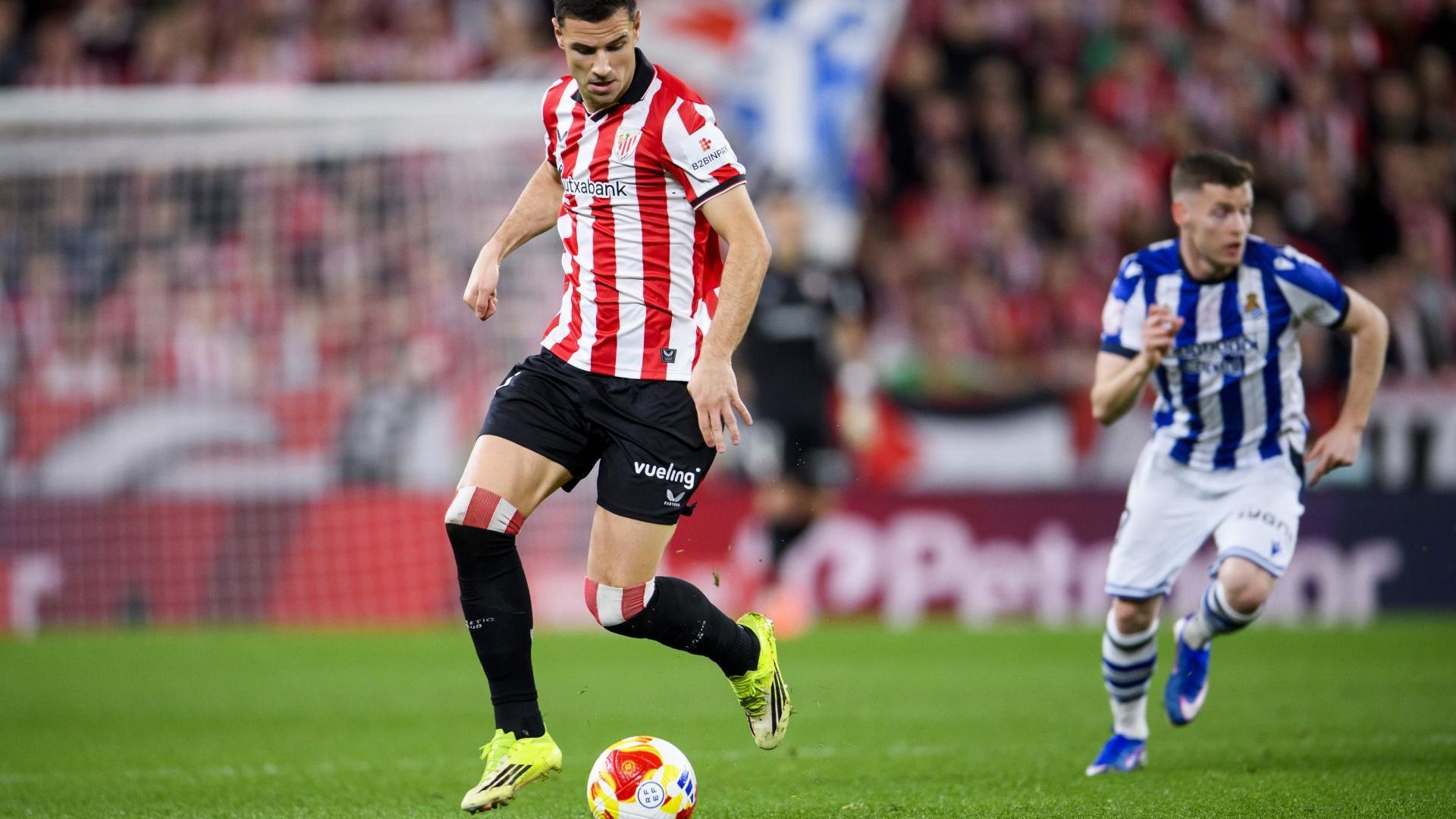 Gorka Guruzeta la lleva en el derbi de Copa en San Mamés