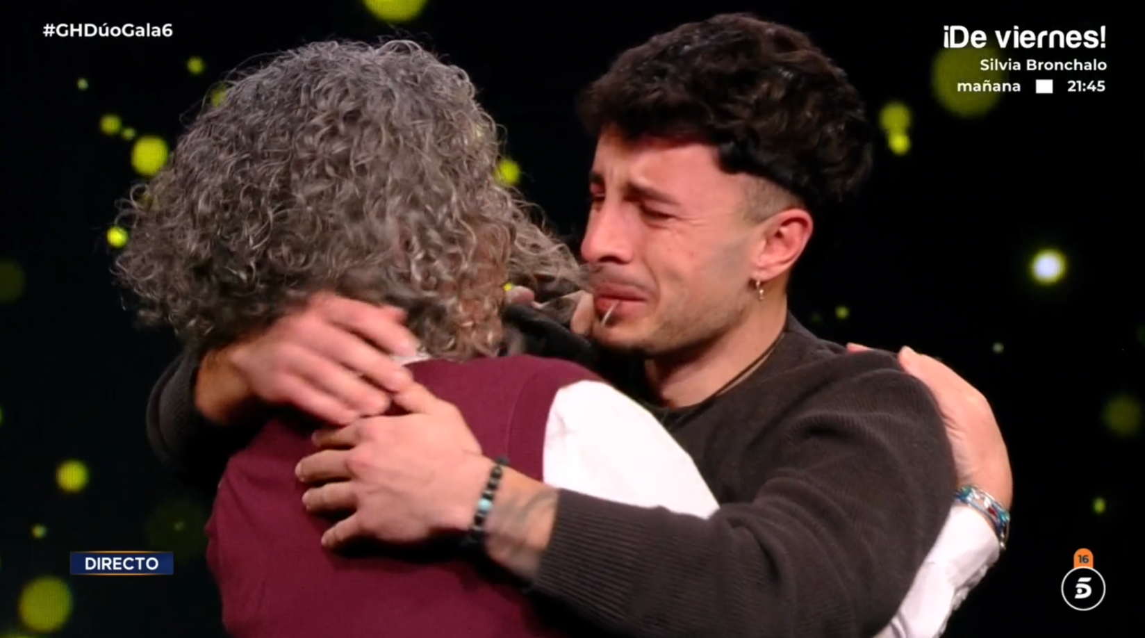 Juanpi se reencuentra con su madre