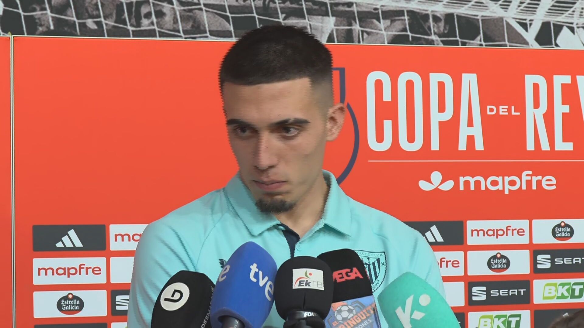 Álex Padilla en zona mixta tras el Athletic 0-1 Real Sociedad