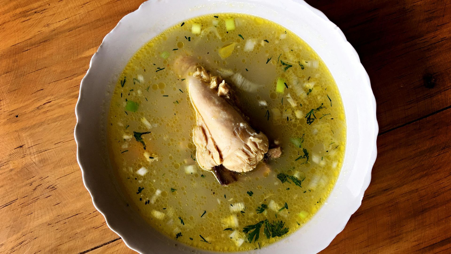 El caldo, una alimento rico en colágeno