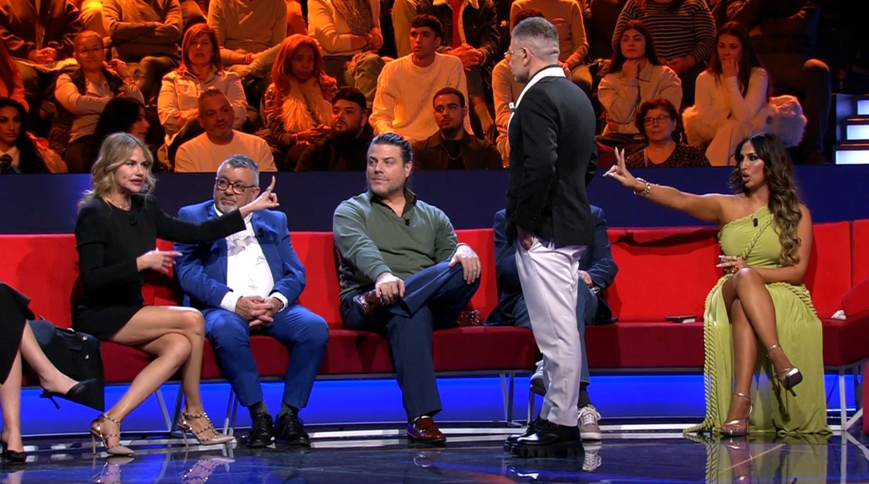 Mónica Hoyos y Noemí Salazar se enzarzan en 'GH DÚO' en una tensa discusión, salpicando a Carmen Borrego: "Le has echado al público encima"