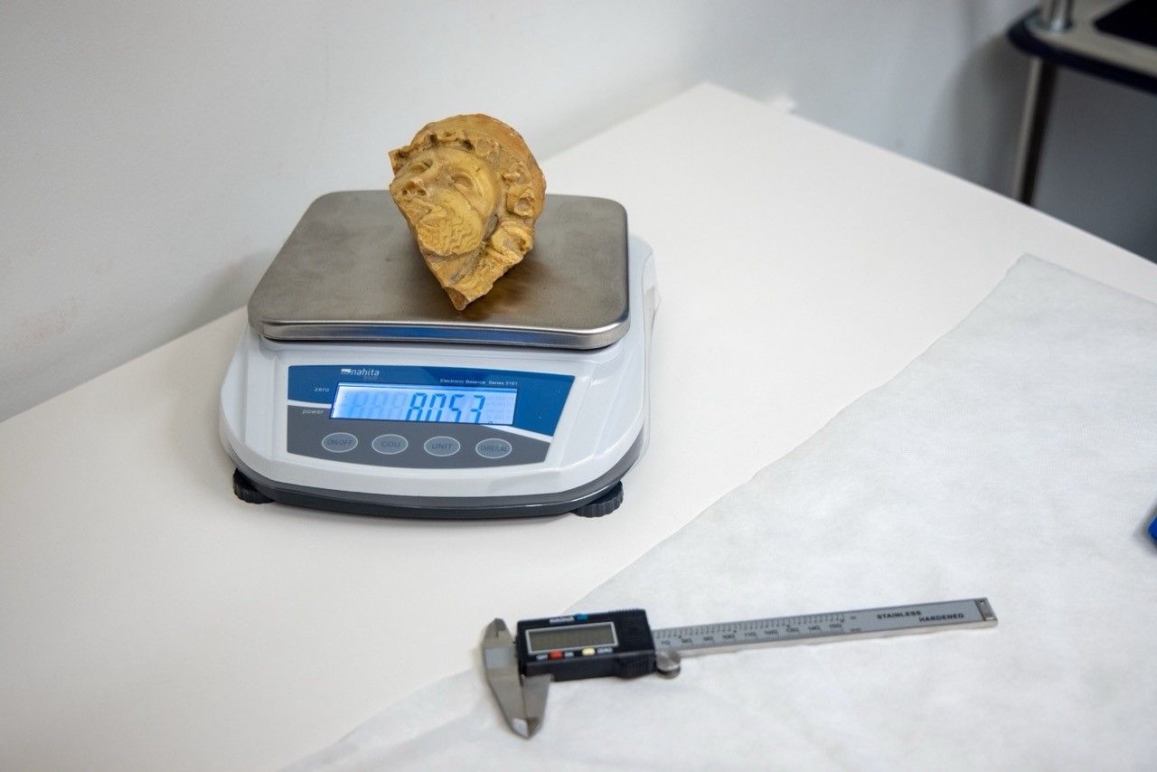 Se trata de una pequeña talla de mármol, de unos 1.900 años de antigüedad