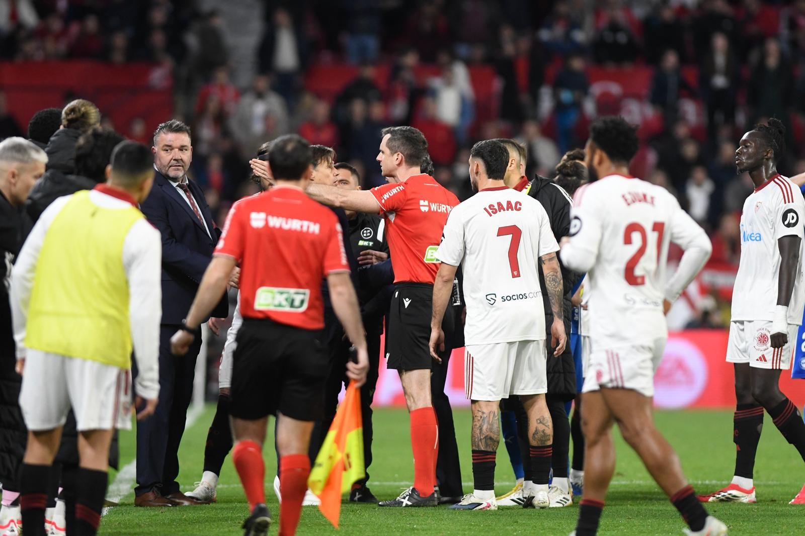 El lío de Almeyda con Galech Apezteguía