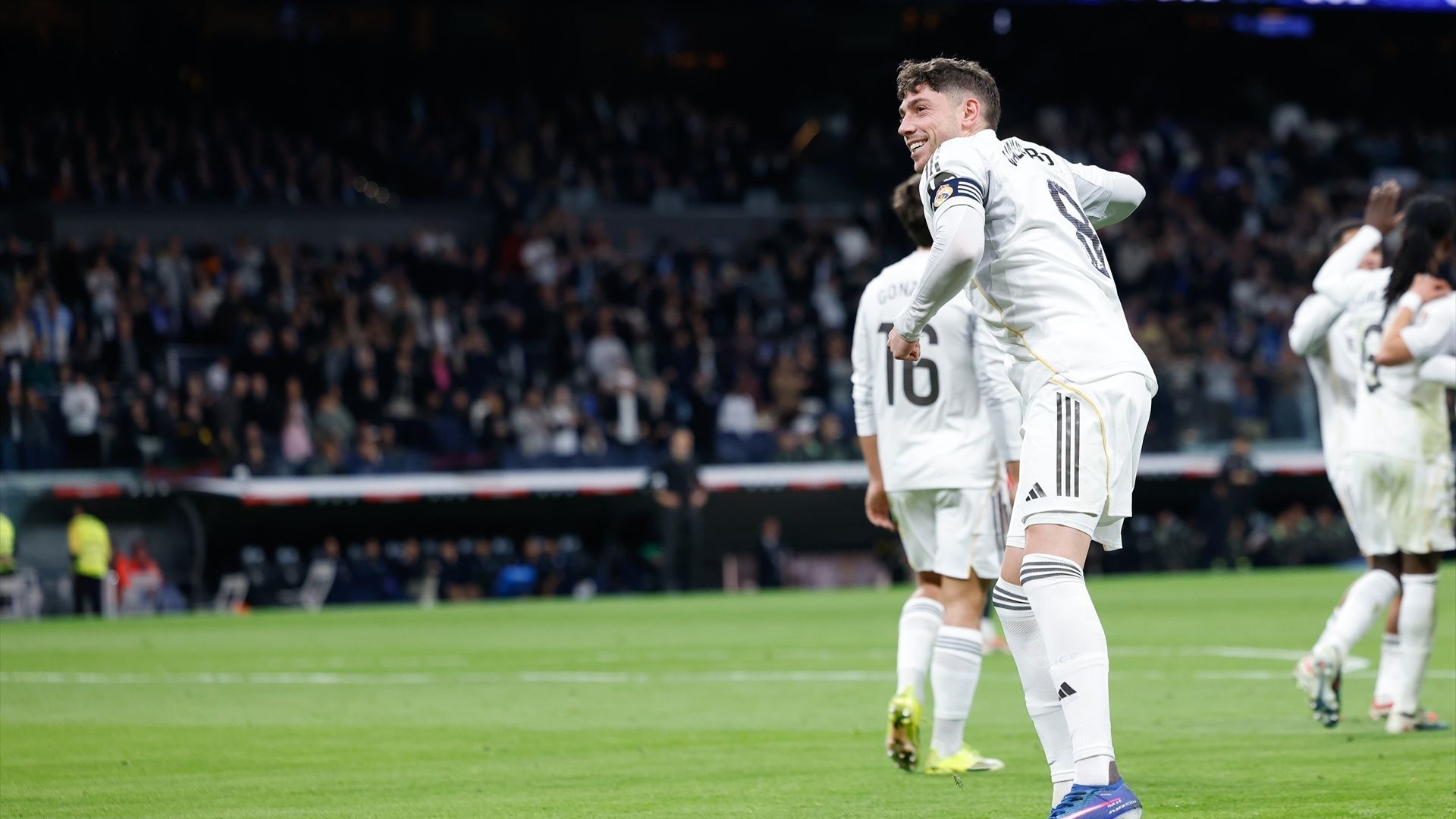 Fede Valverde celebra su gol en el Real Madrid-Real Sociedad