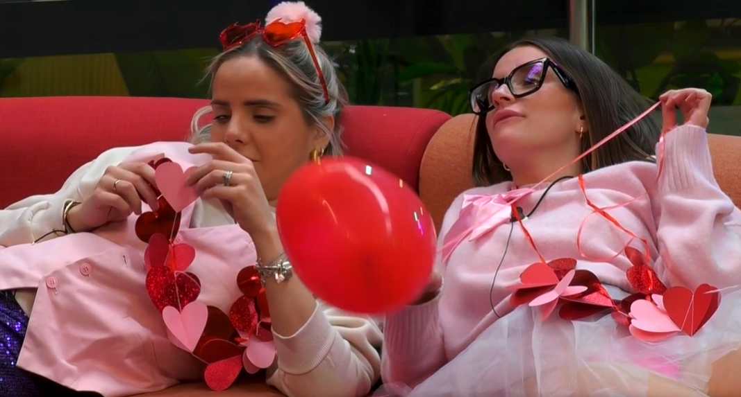 Gloria departe con Sandra