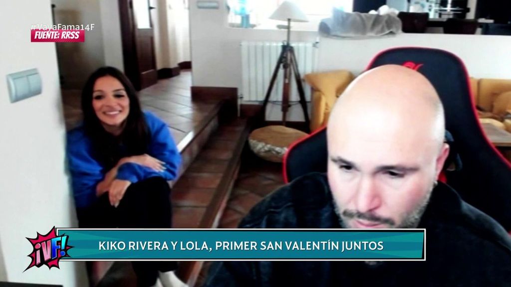 El original regalo de Kiko Rivera a Lola García en su primer San Valentín (con beso ante los fans incluido) ¡Vaya fama! 2026 Top Vídeos 124