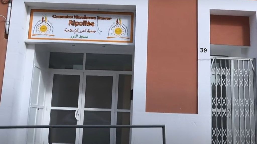 Libertad con orden de alejamiento para el imán de Ripoll, Girona, detenido por supuesta agresión sexual