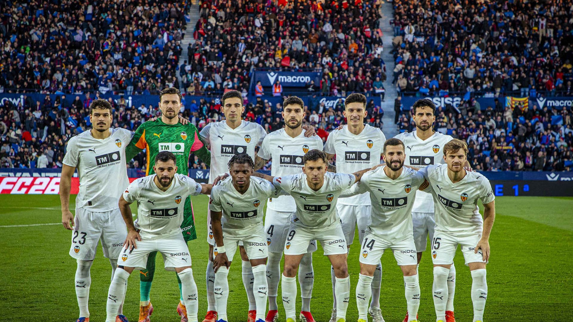 Once del Valencia CF en el derbi Levante - Valencia CF Once del Valencia CF en el derbi Levante - Valencia CF