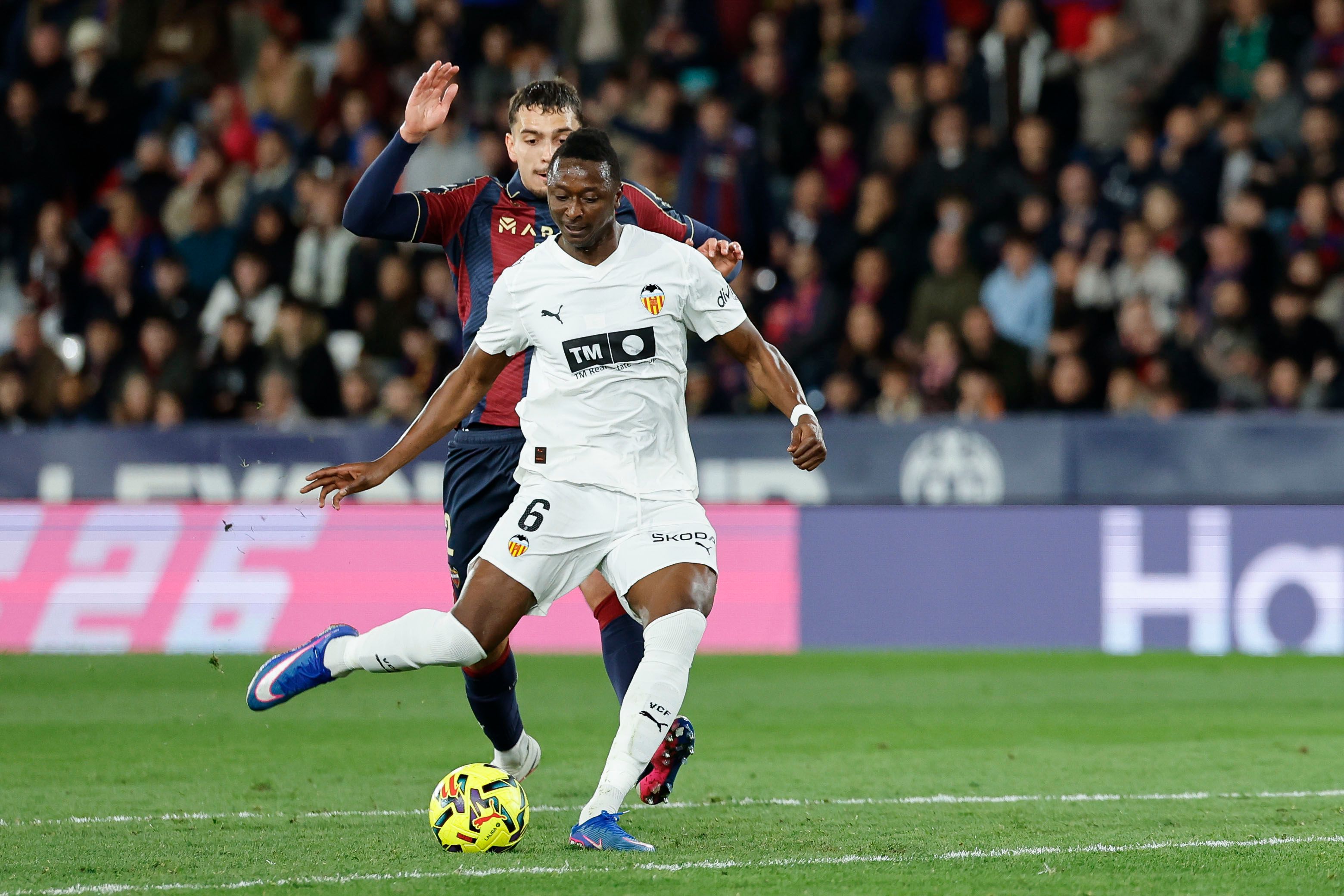 Umar Sadiq en el 0-2 ante el Levante