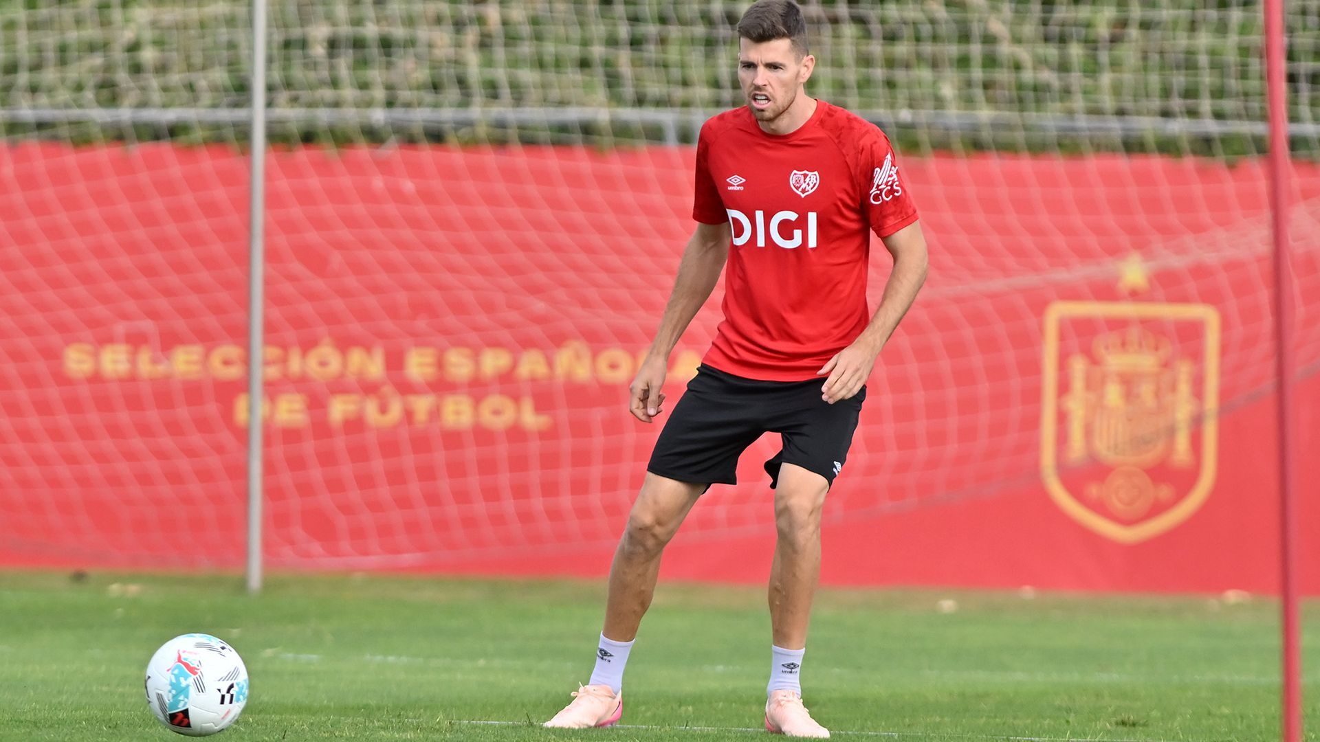 Gumbau entrenando en la Ciudad Deportiva de Las Rozas