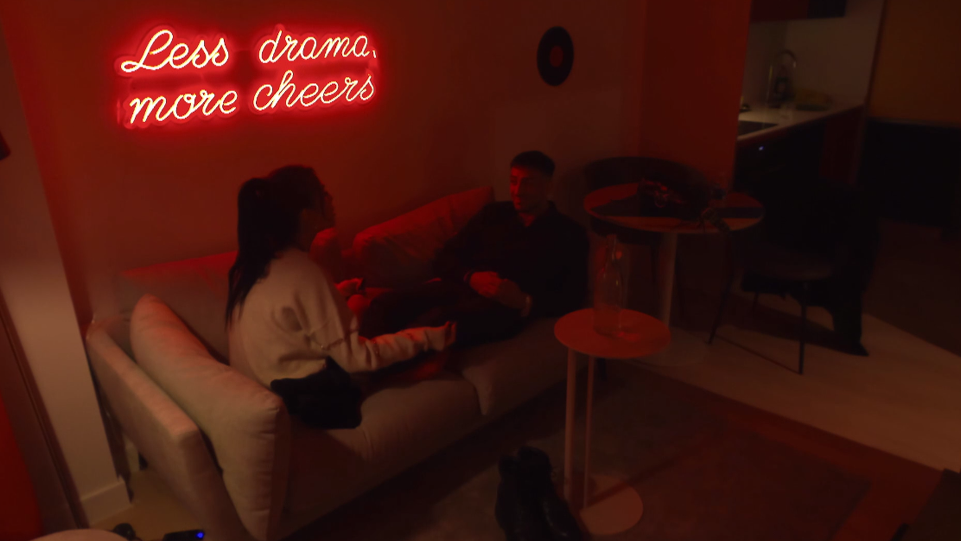 Laura se sincera con Lorenzo sobre Marc tras ver la actitud en la mesa con Ainhoa: “No le hace falta televisión”