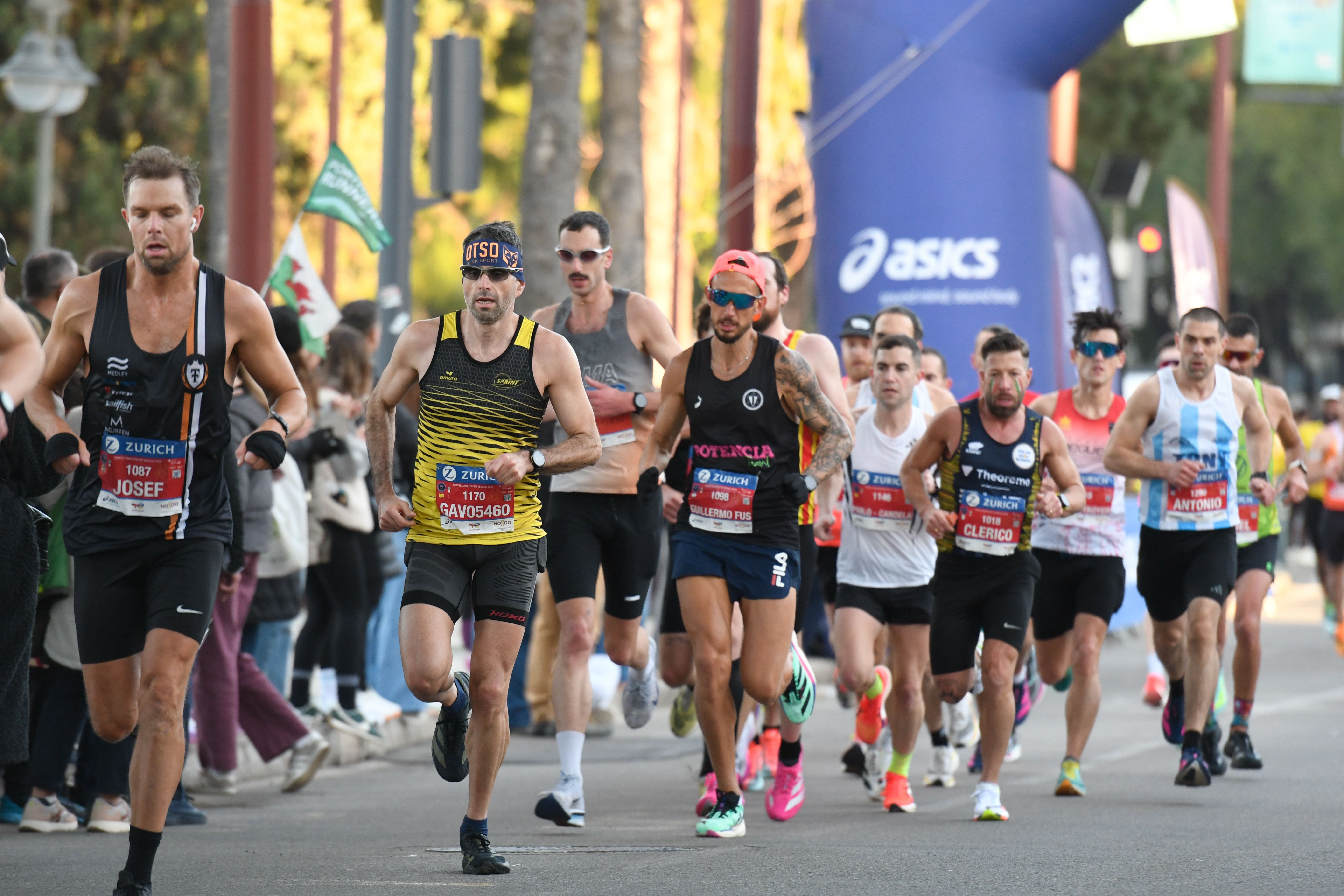 Mejores imágenes de la Zurich Maratón de Sevilla