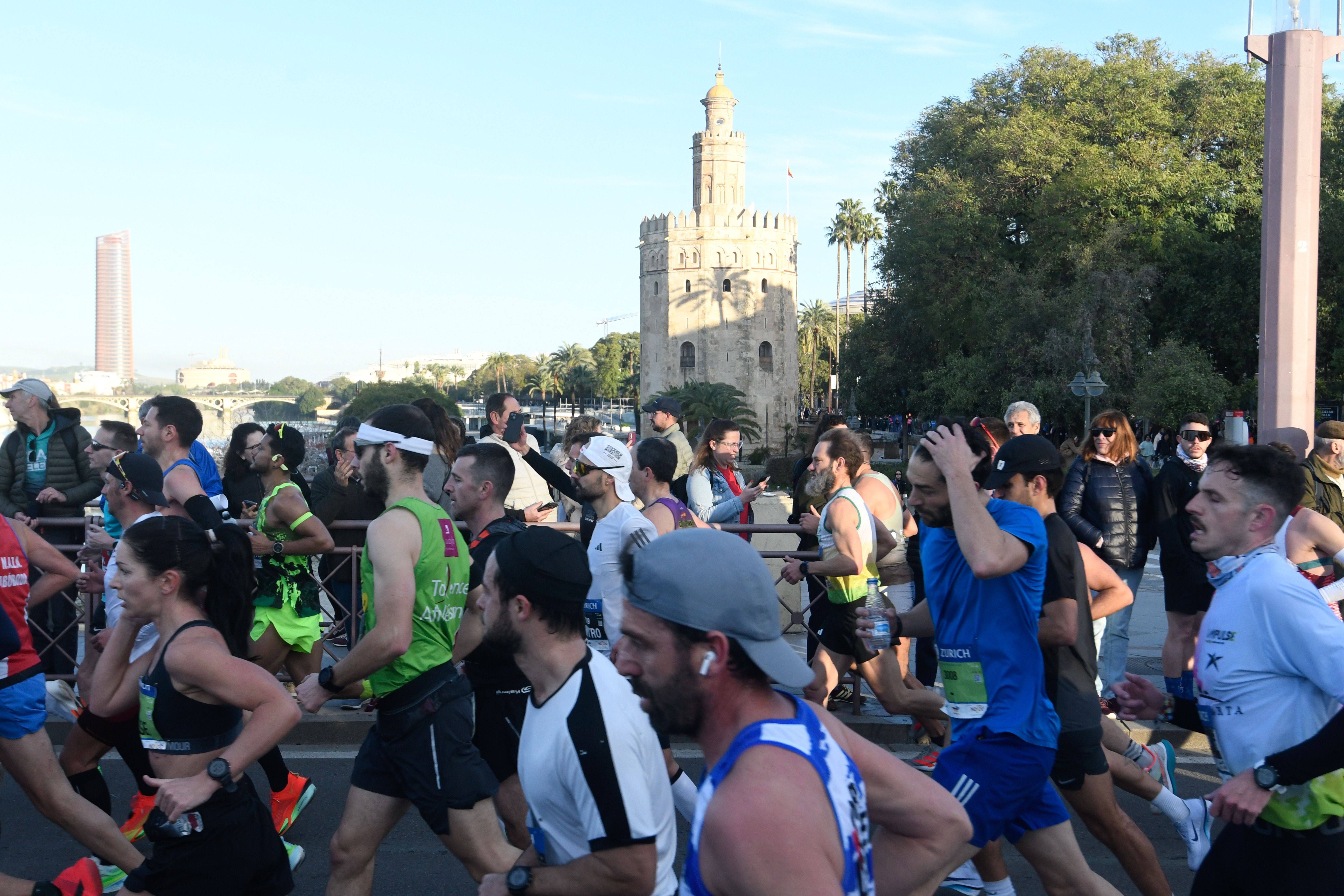 Mejores imágenes de la Zurich Maratón de Sevilla