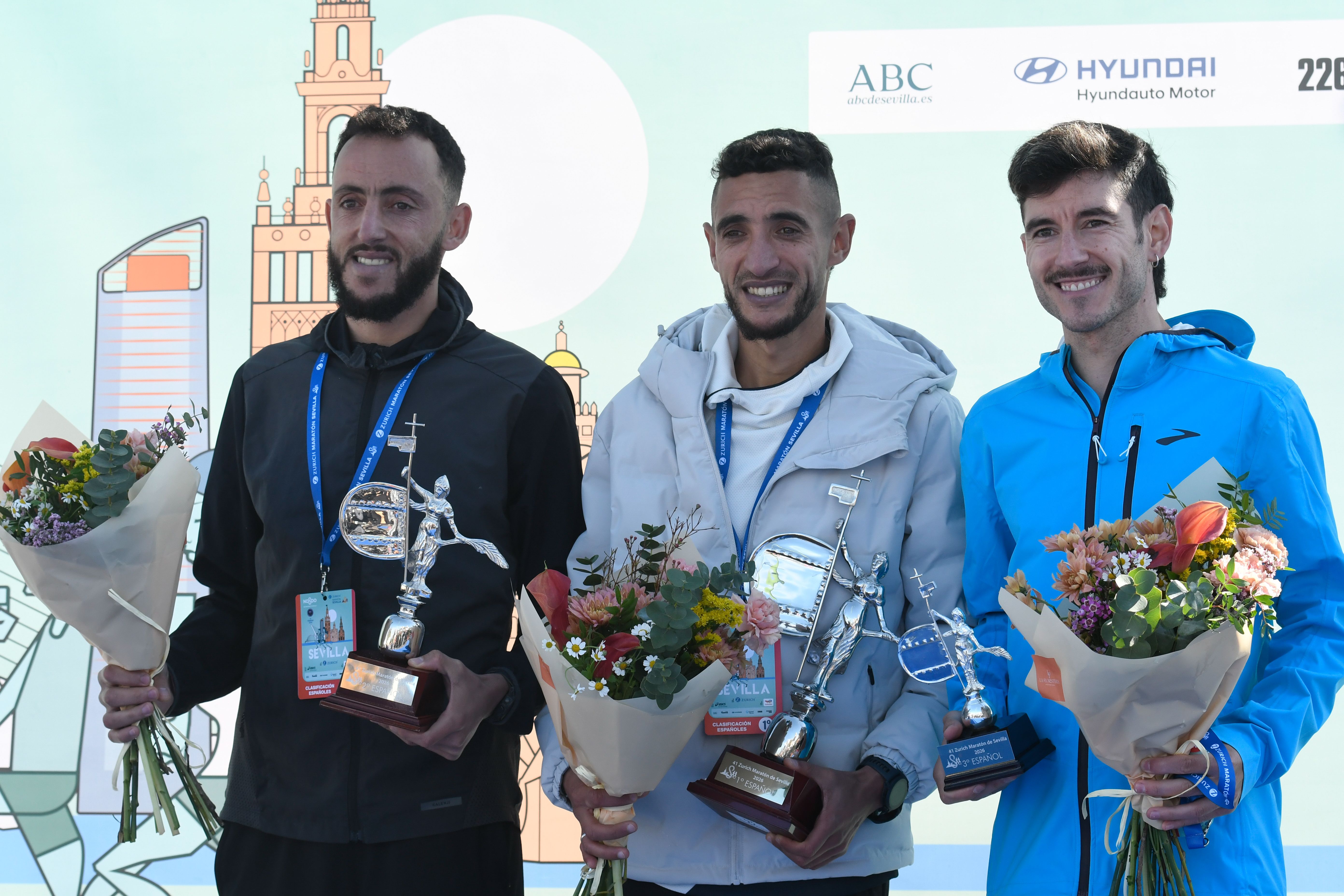 Mejores imágenes de la Zurich Maratón de Sevilla