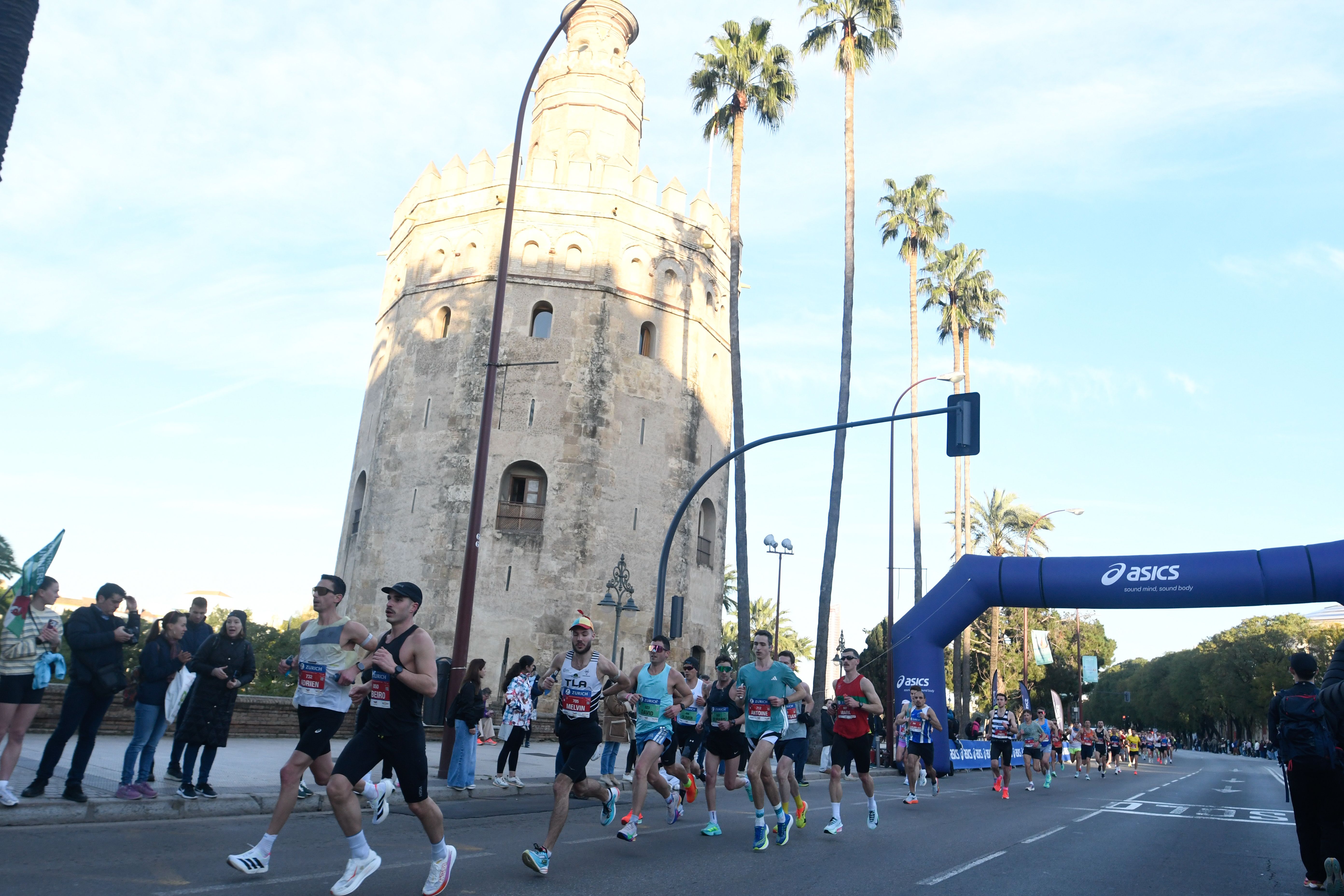 Mejores imágenes de la Zurich Maratón de Sevilla