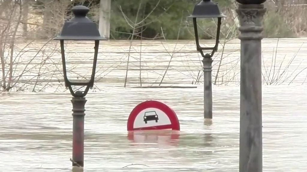 Miedo en Tudela por la crecida del Ebro: "No he visto nada igual desde el 48"