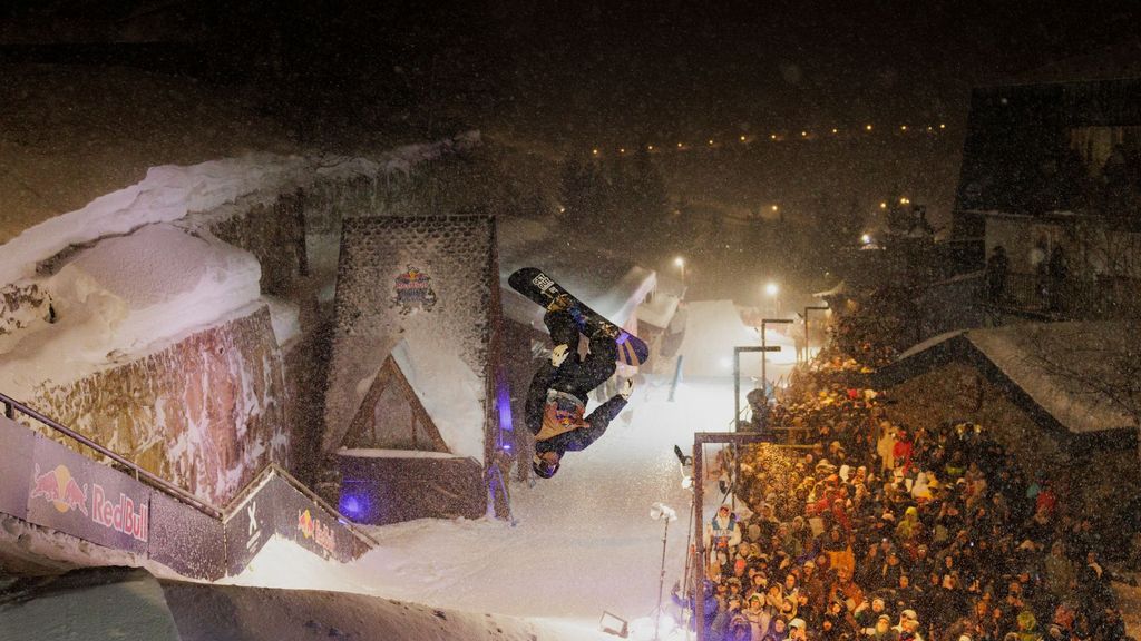 Red Bull Night Rider firma otra noche épica en Grandvalira