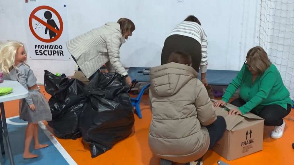 La alegría de los vecinos de Grazalema por la vuelta a casa: "Una no cabe en el cuerpo"