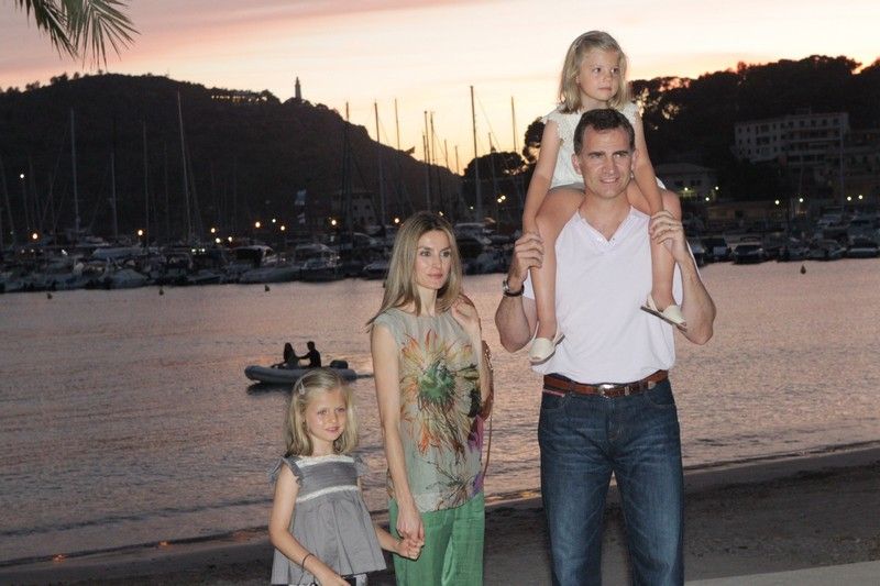 Los reyes y sus hijas en Sóller (Mallorca), 06.08.2012