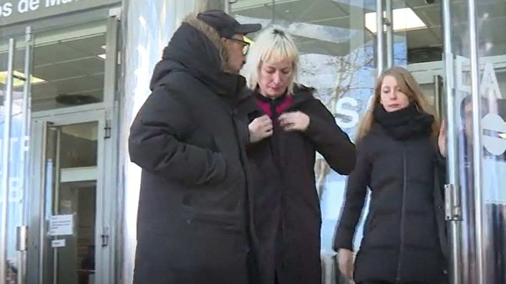 Alfonso, Nani y Cristina, vecinos de Tribulete, protagonizan el primer juicio por acoso inmobiliario contra un fondo buitre