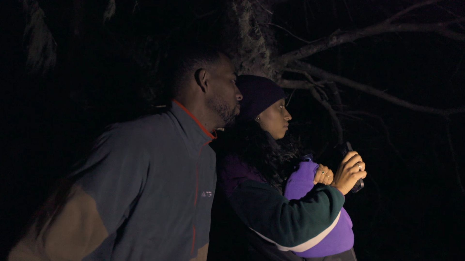 El momentazo de los invitados de ‘Universo Calleja’ por la noche con las ballenas: "Están aquí"