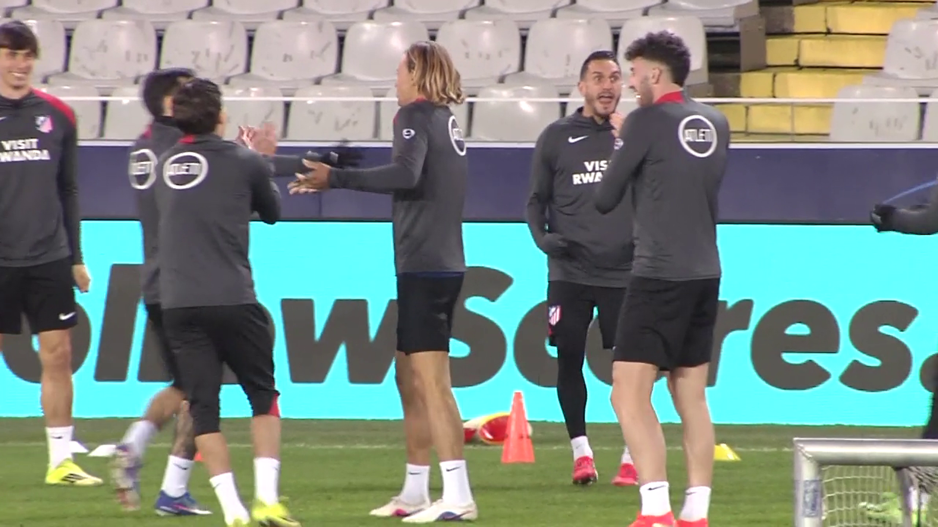 Las reacciones al segundo caño a Marcos Llorente