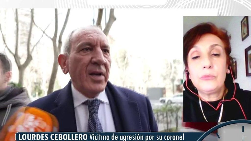 La protesta de una militar apartada tras demandar a su coronel por presunta agresión: "La que denuncia, está muerta laboralmente"