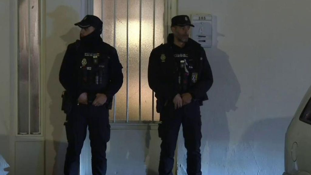 El detenido por asesinar a su exmujer en Madrid confesó el crimen en comisaría: los agentes la encontraron estrangulada